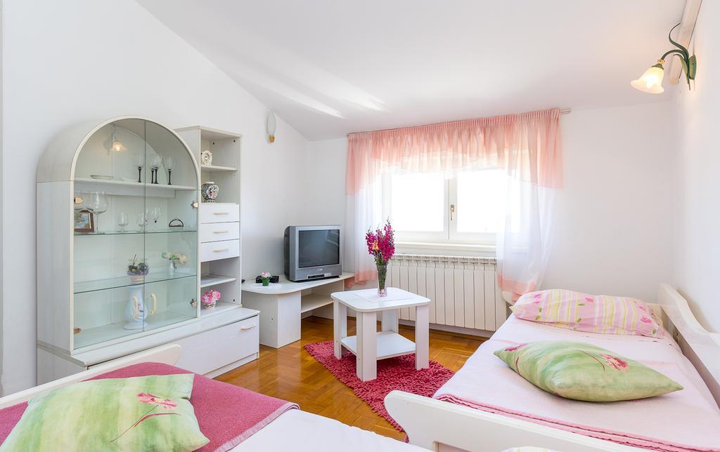 Apartments Pradolando Pula Phòng bức ảnh